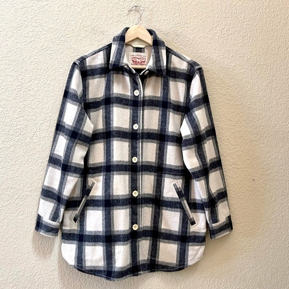 Levi’s Shacket Flannel Jacket Plaid Wool Oversized Button Up Blue Cream Large - Picture 1 of 10